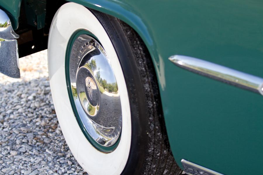  Lincoln Capri Special Custom Convertible 1953 года  (фото 7 из 18)